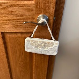 Purse Beaded Clutch white with small beaded handle